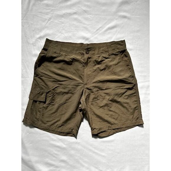 Columbia Men's 32W Olive Green Hiking Shorts - 8" Inseam - Picture 2 of 5